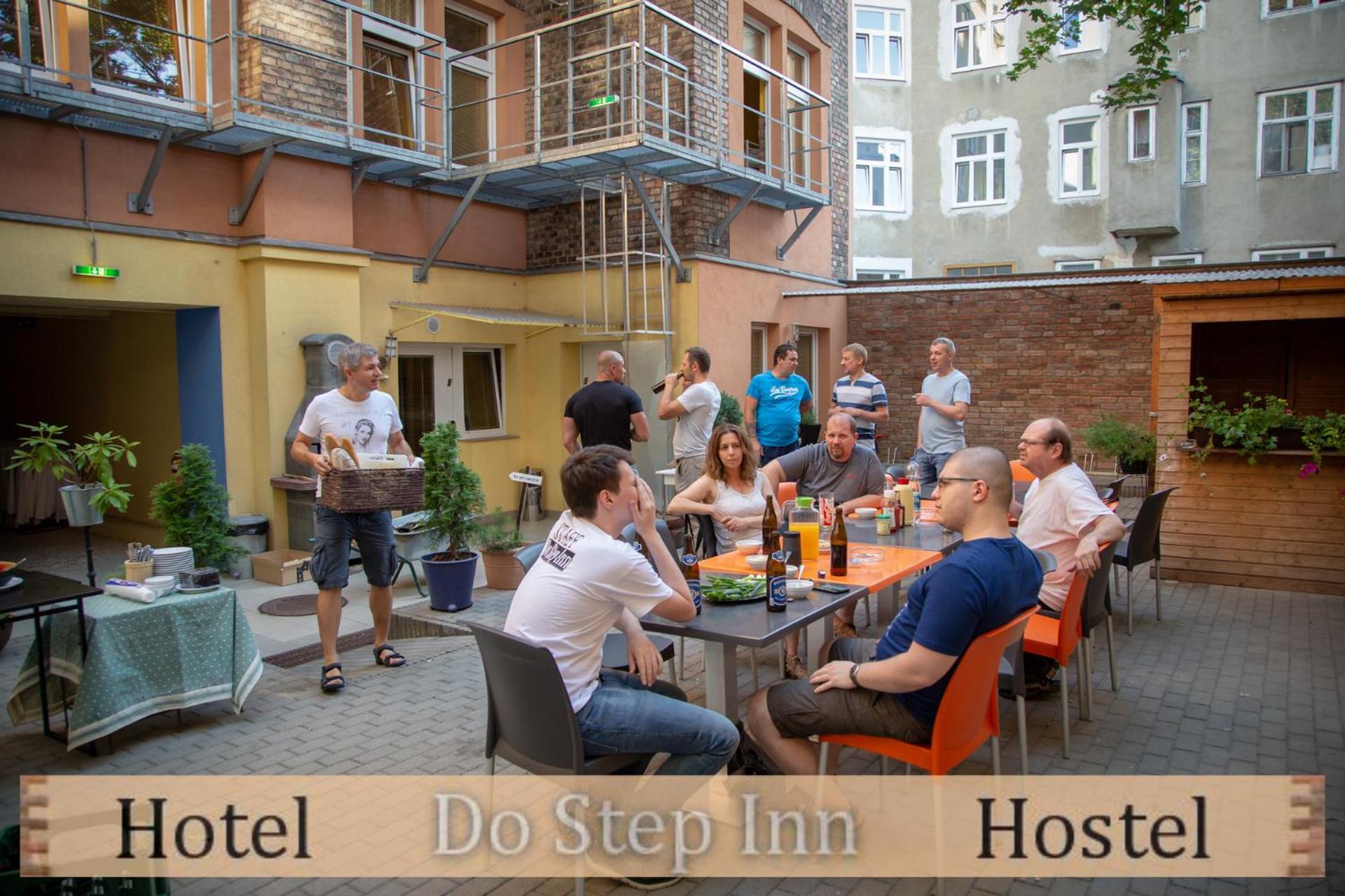 Do Step Inn Home - Hotel & Hostel Wien Eksteriør billede